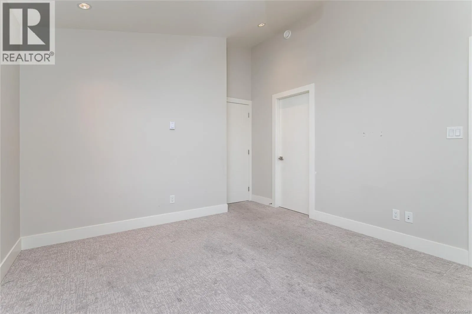 629 Selwyn Close