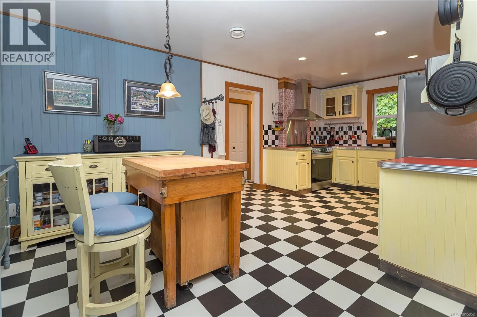 10821 Chemainus Rd