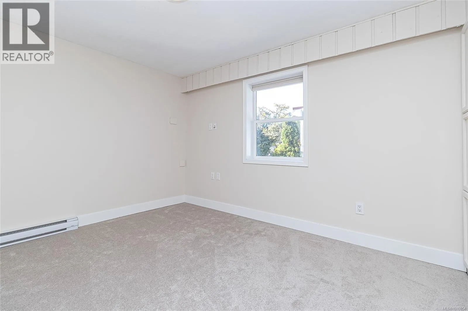 756 Snowdrop Ave