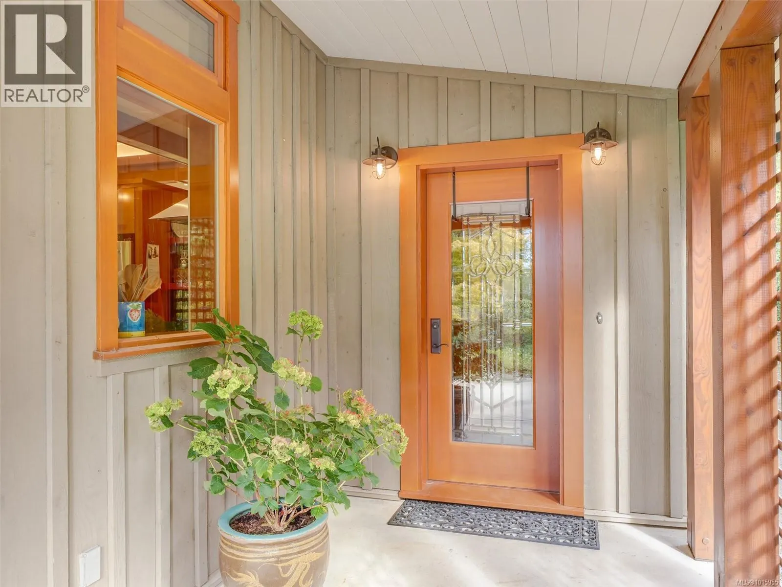 590 Downey Rd