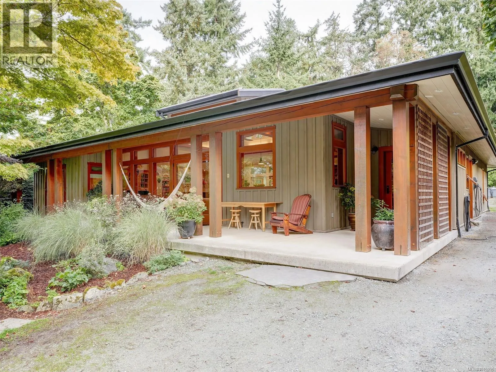 590 Downey Rd