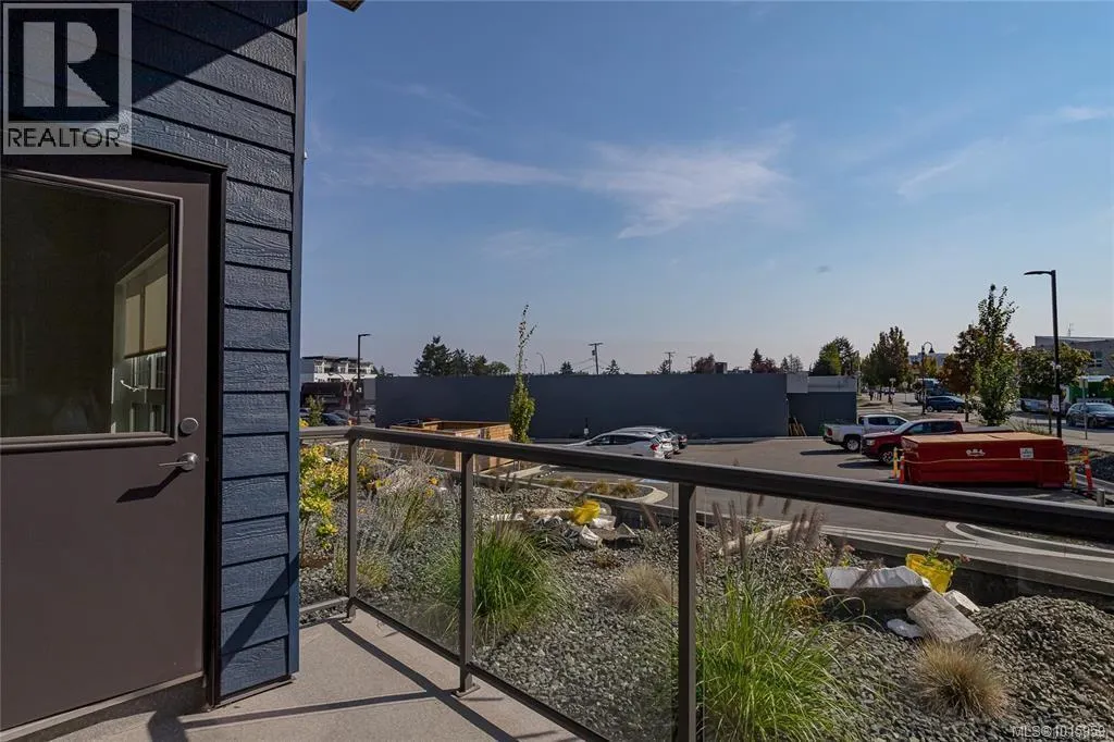 106 164 Alberni Hwy