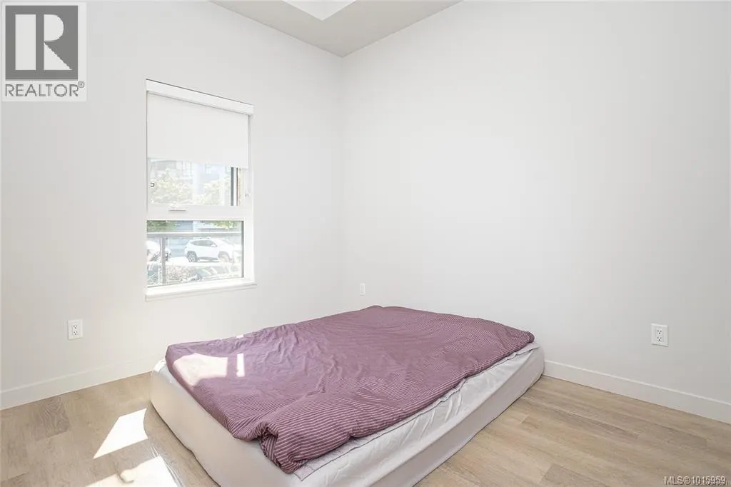 106 164 Alberni Hwy