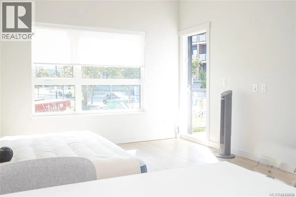106 164 Alberni Hwy