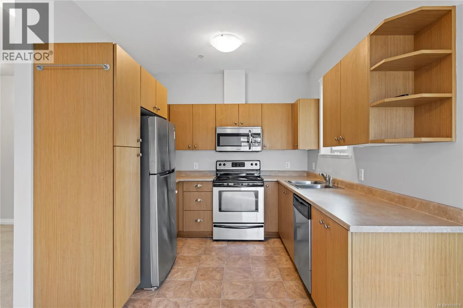 206 2115 Meredith Rd