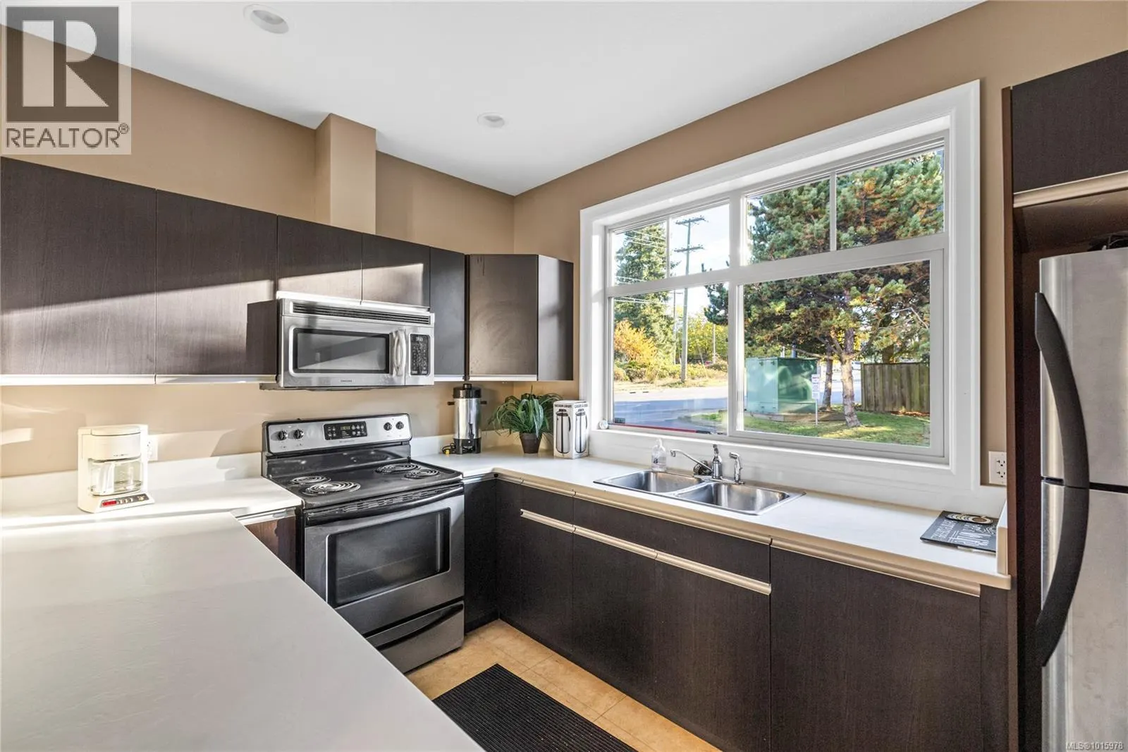206 2115 Meredith Rd