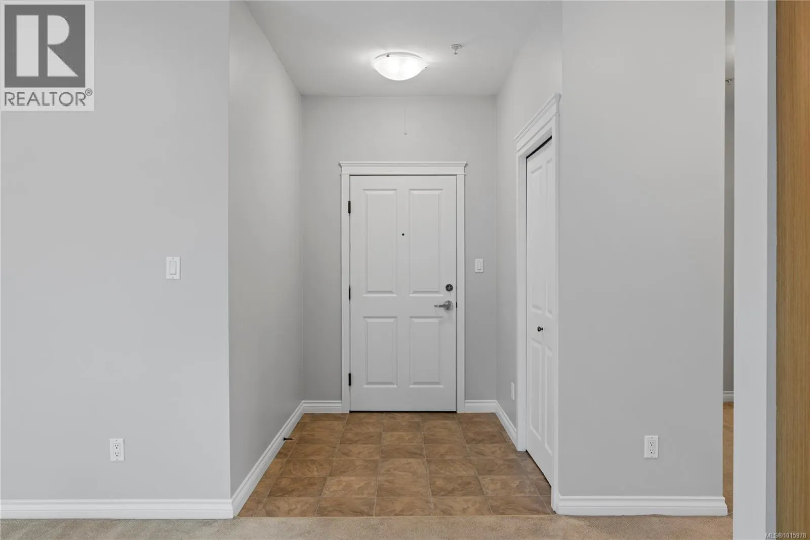 206 2115 Meredith Rd