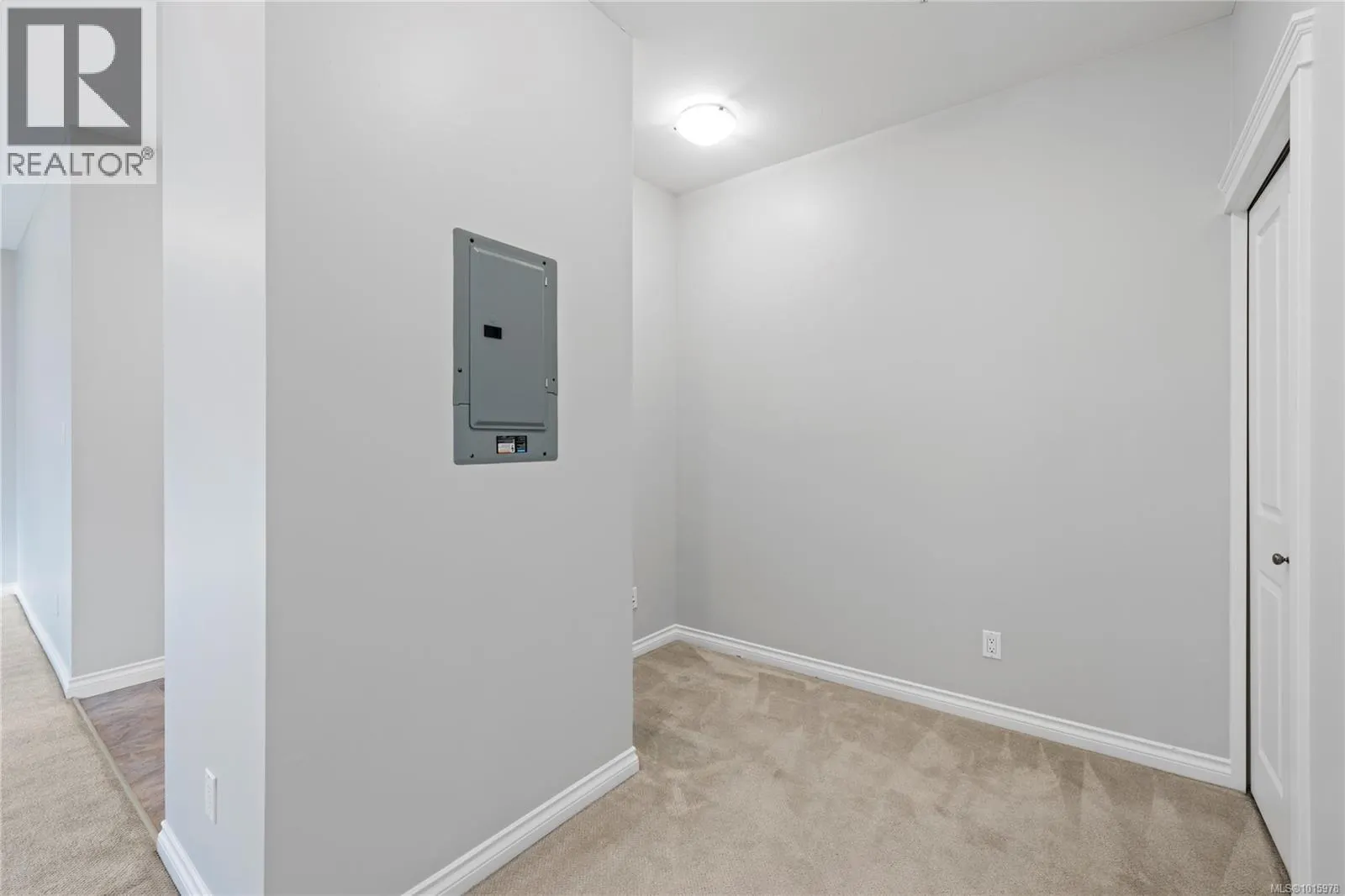206 2115 Meredith Rd