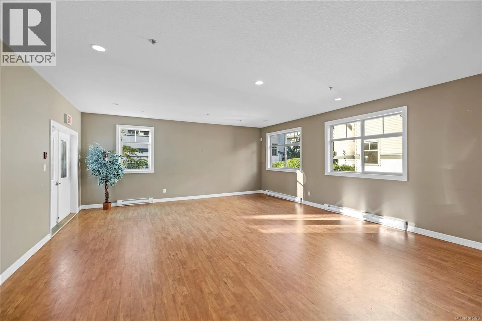 206 2115 Meredith Rd