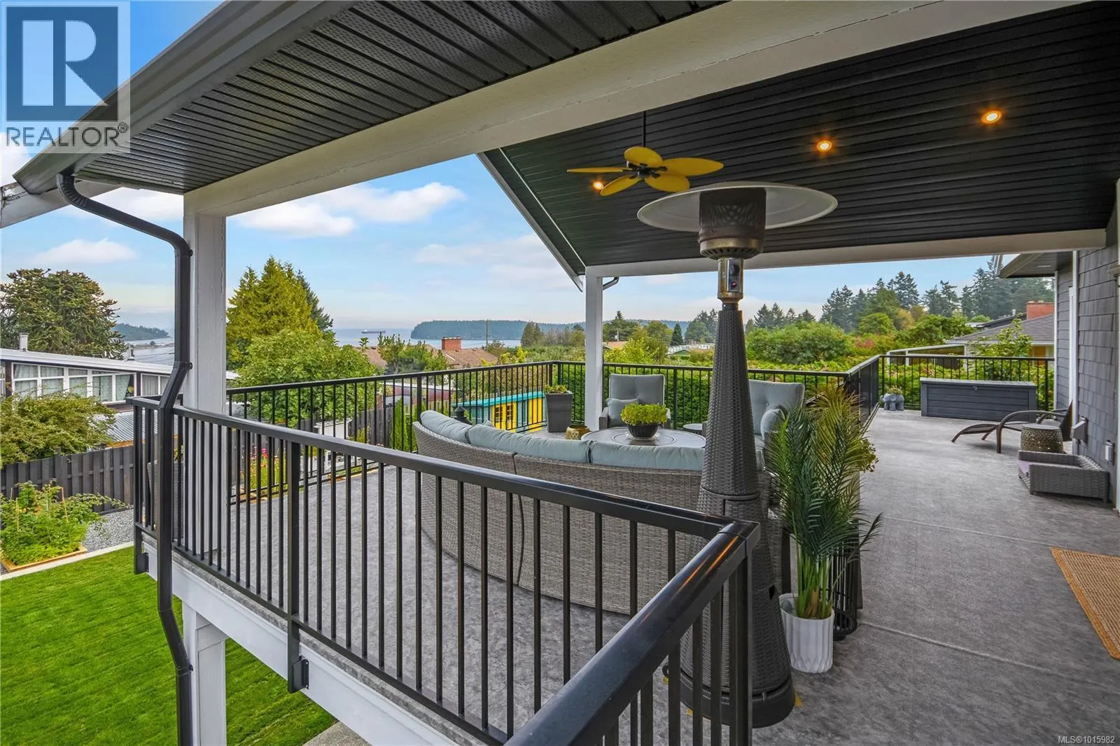 2580 Holyrood Dr