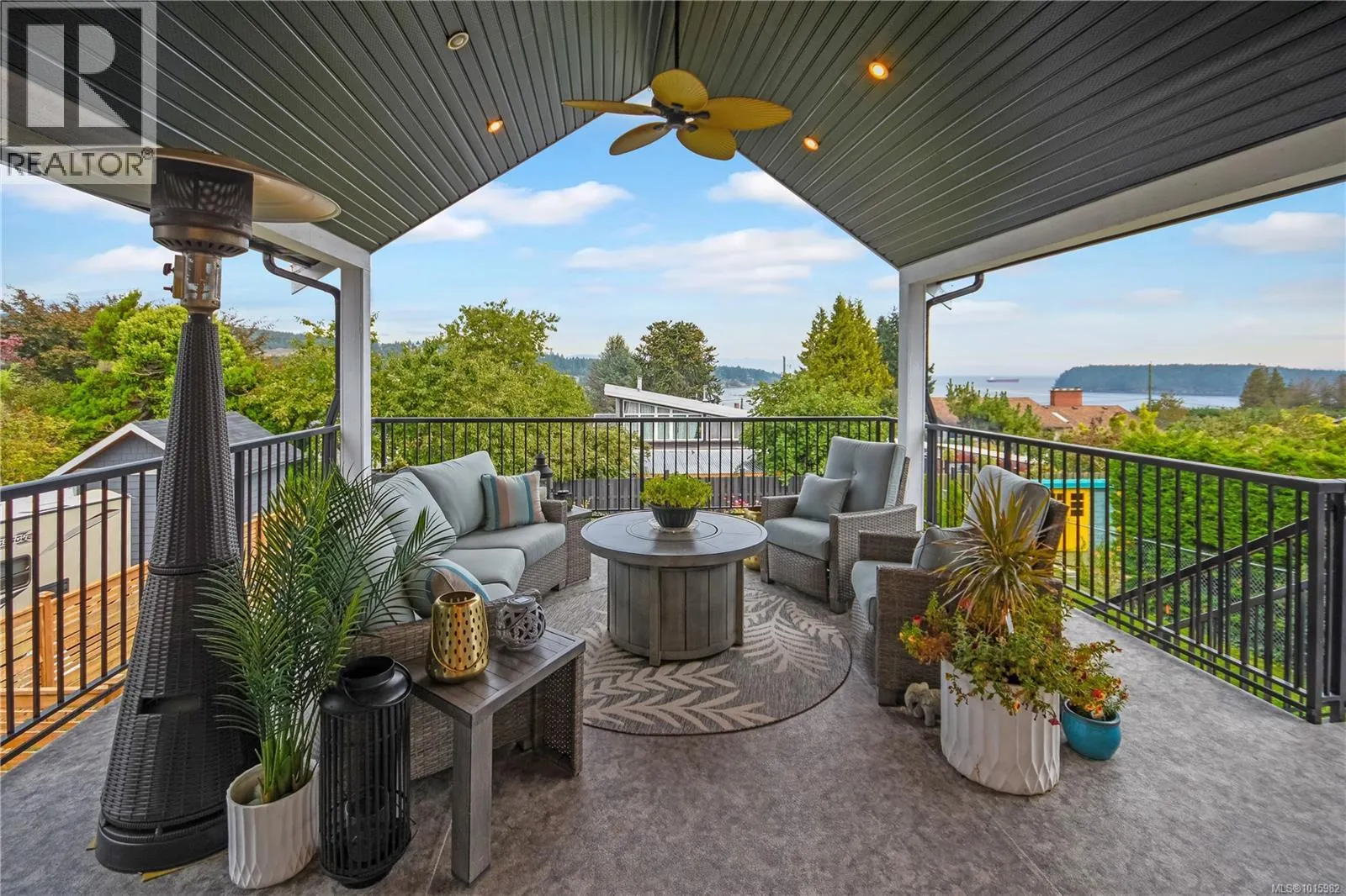 2580 Holyrood Dr