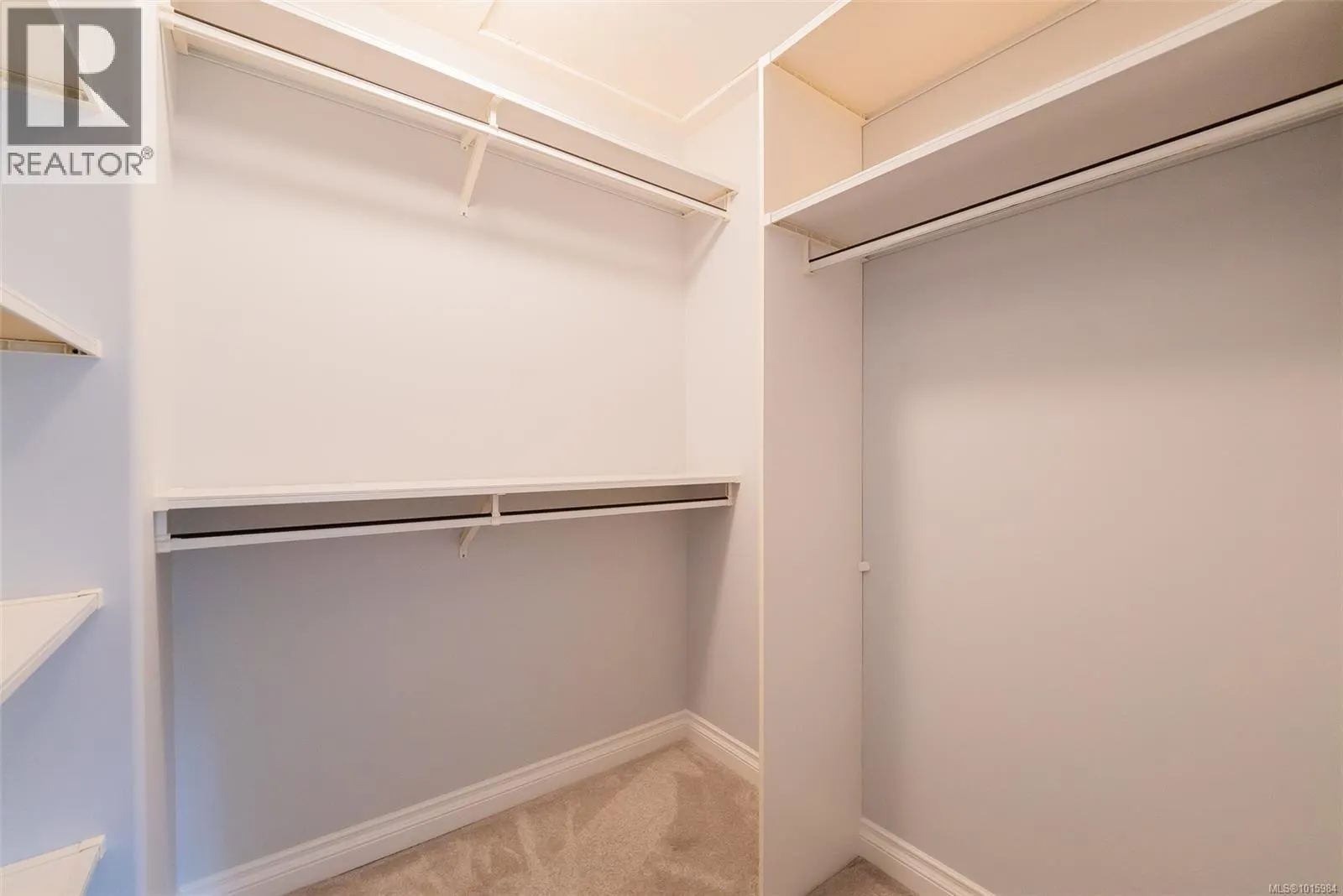 11 4991 Bella Vista Cres