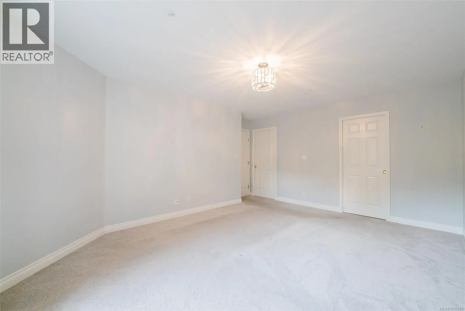 11 4991 Bella Vista Cres
