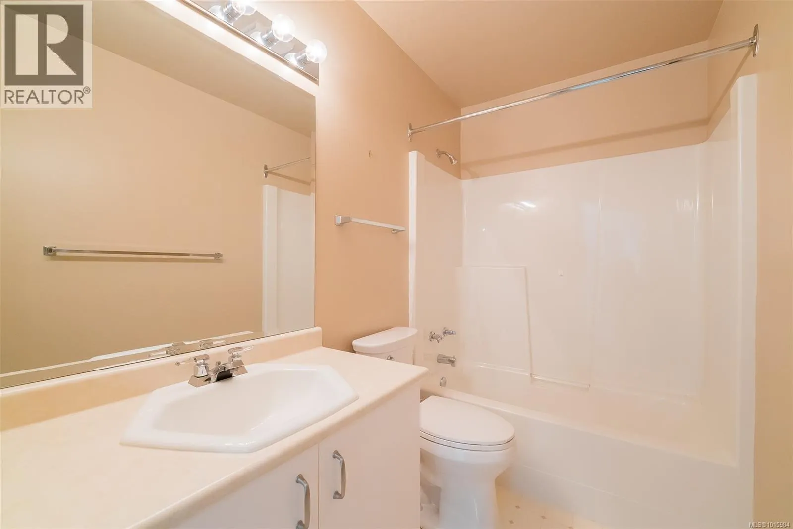 11 4991 Bella Vista Cres