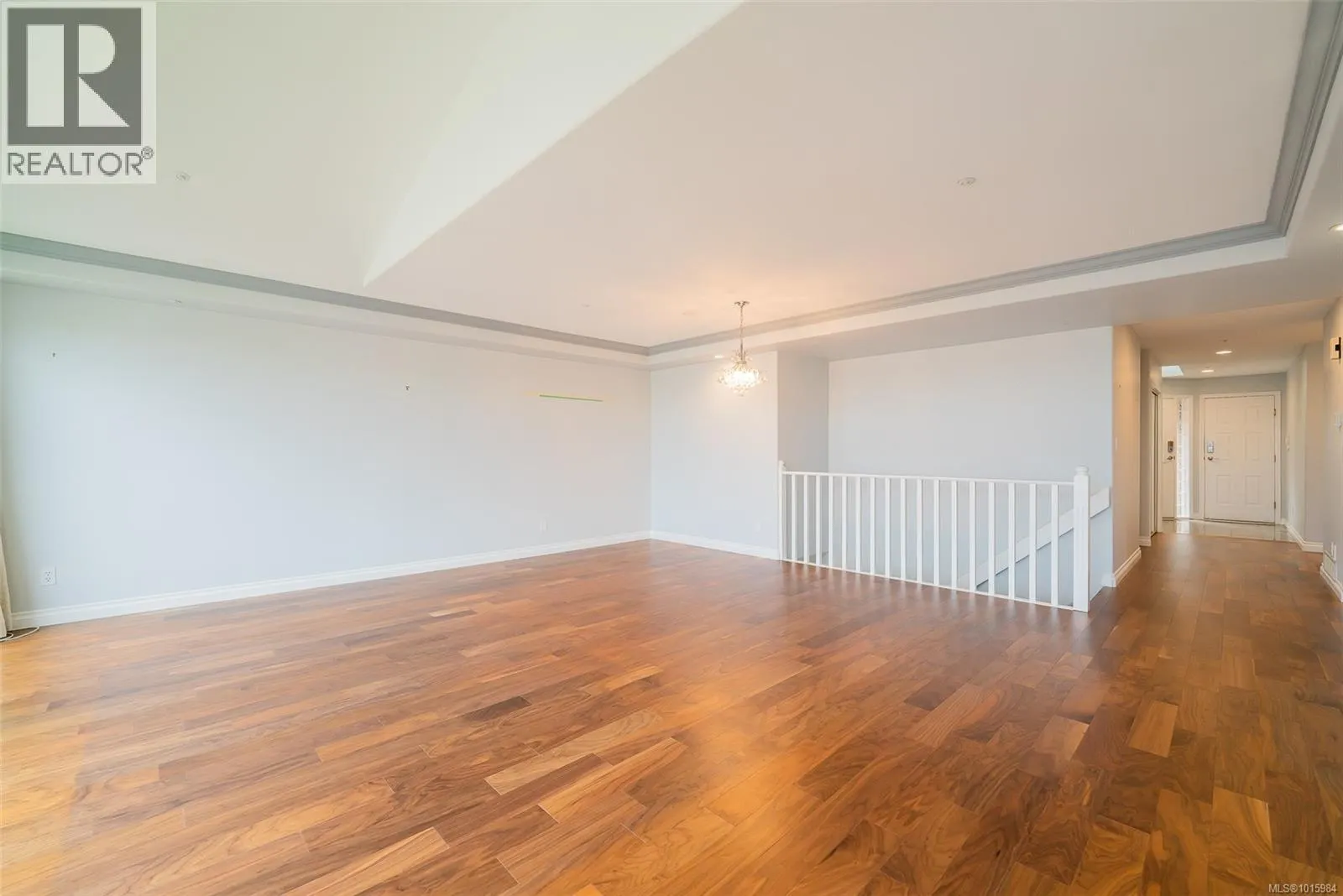11 4991 Bella Vista Cres