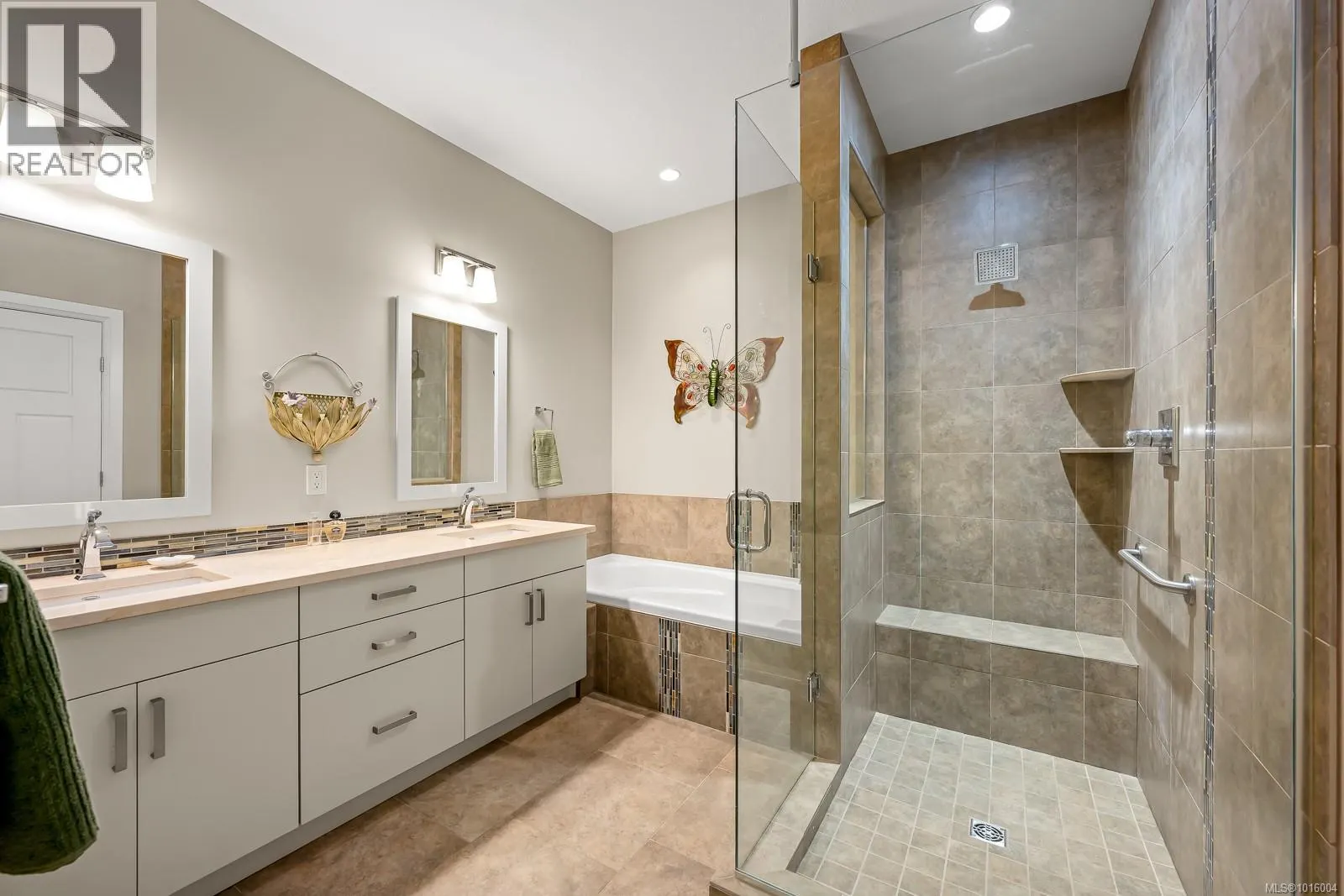 114 1055 Crown Isle Dr