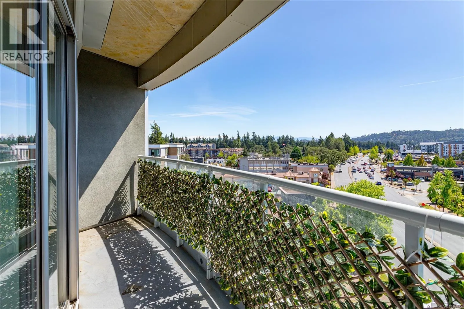 728 2745 Veterans Memorial Pkwy