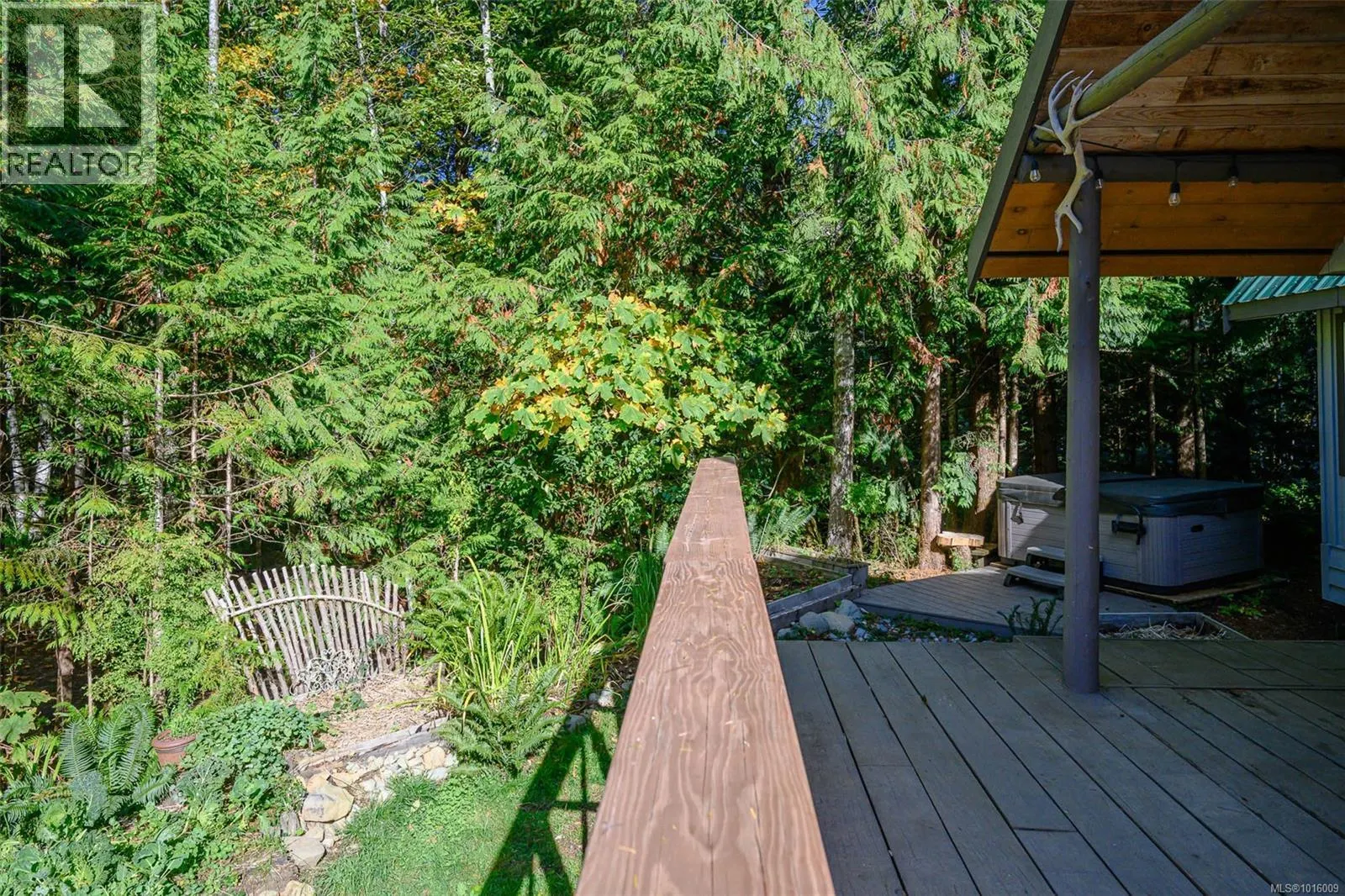 584 Sabre Rd