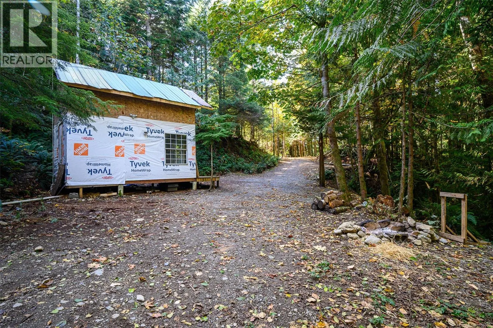 584 Sabre Rd