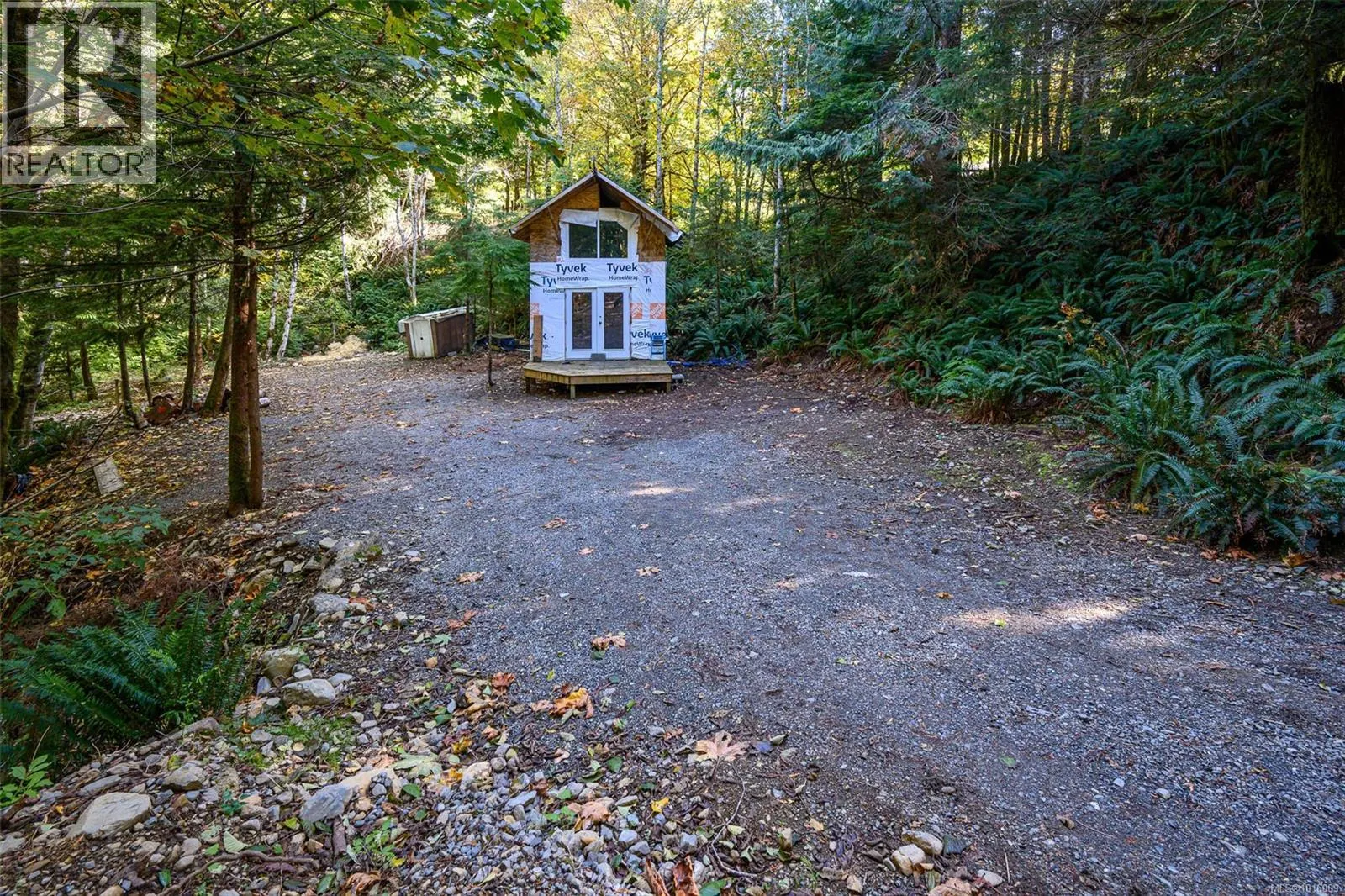 584 Sabre Rd