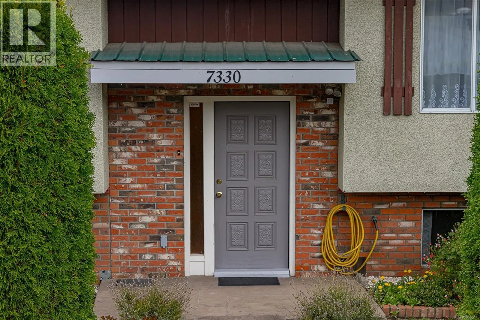 7330 Rossiter Ave SW