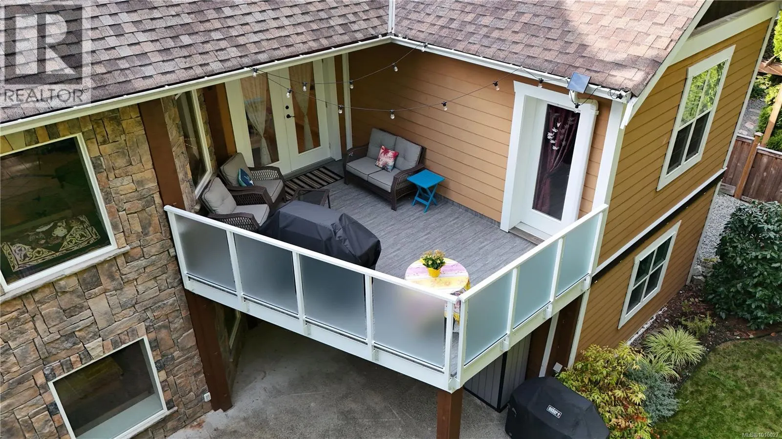 2510 Kinnoull Cres