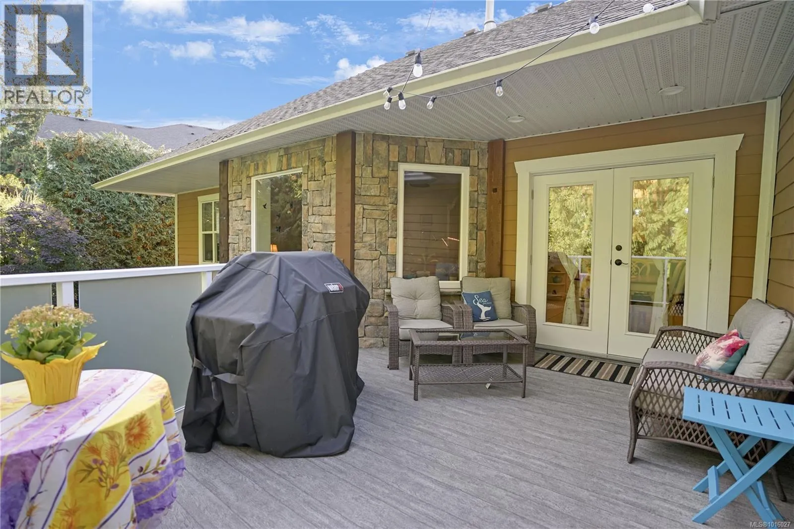 2510 Kinnoull Cres