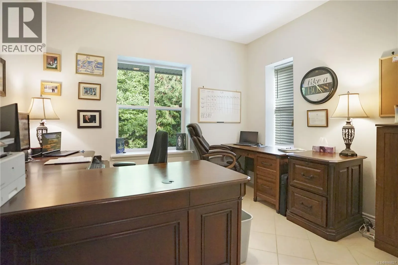 2510 Kinnoull Cres