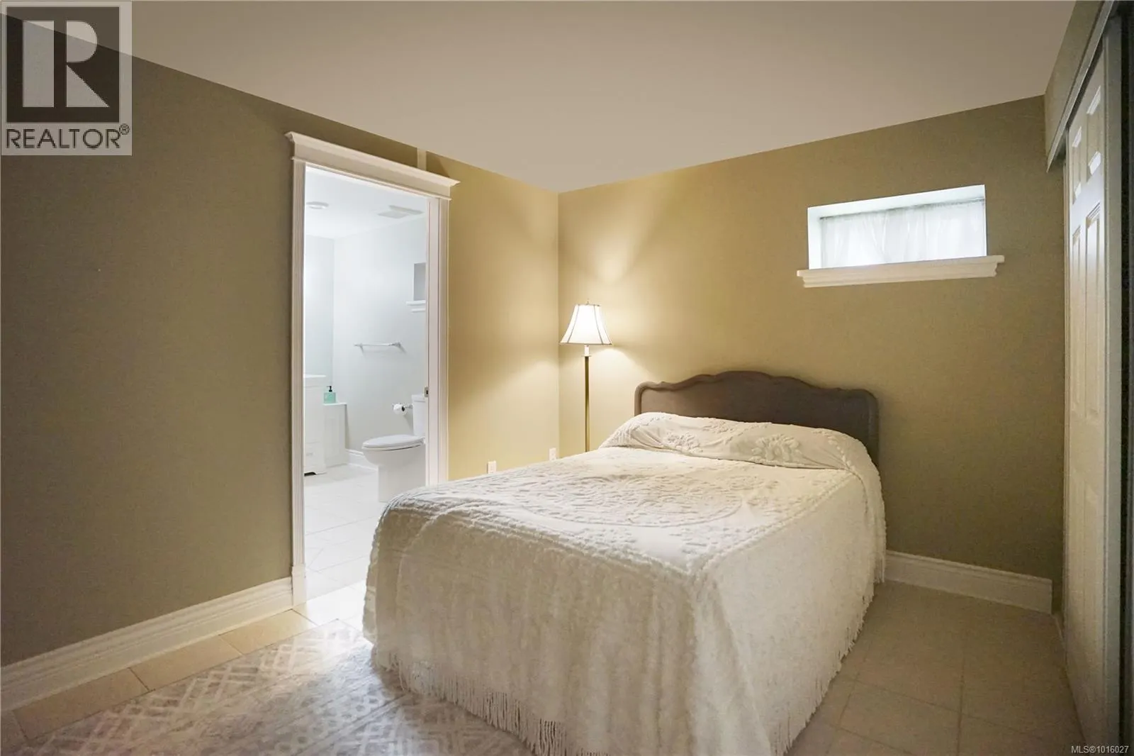2510 Kinnoull Cres