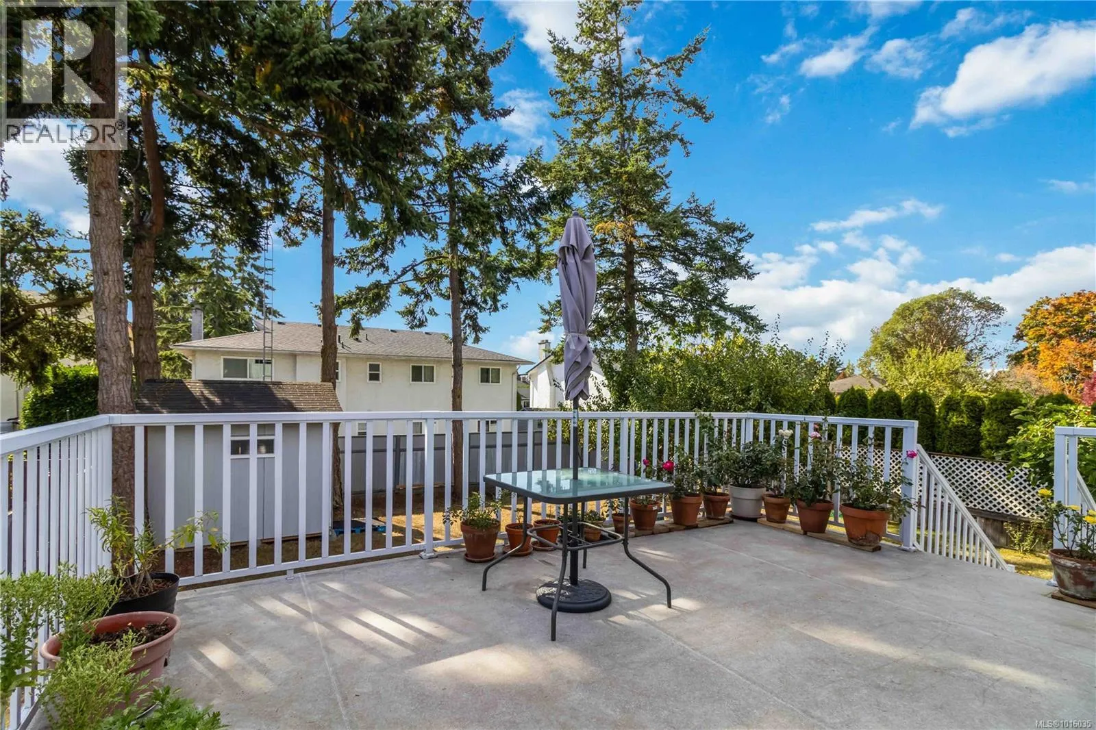 1817 Hartwood Pl