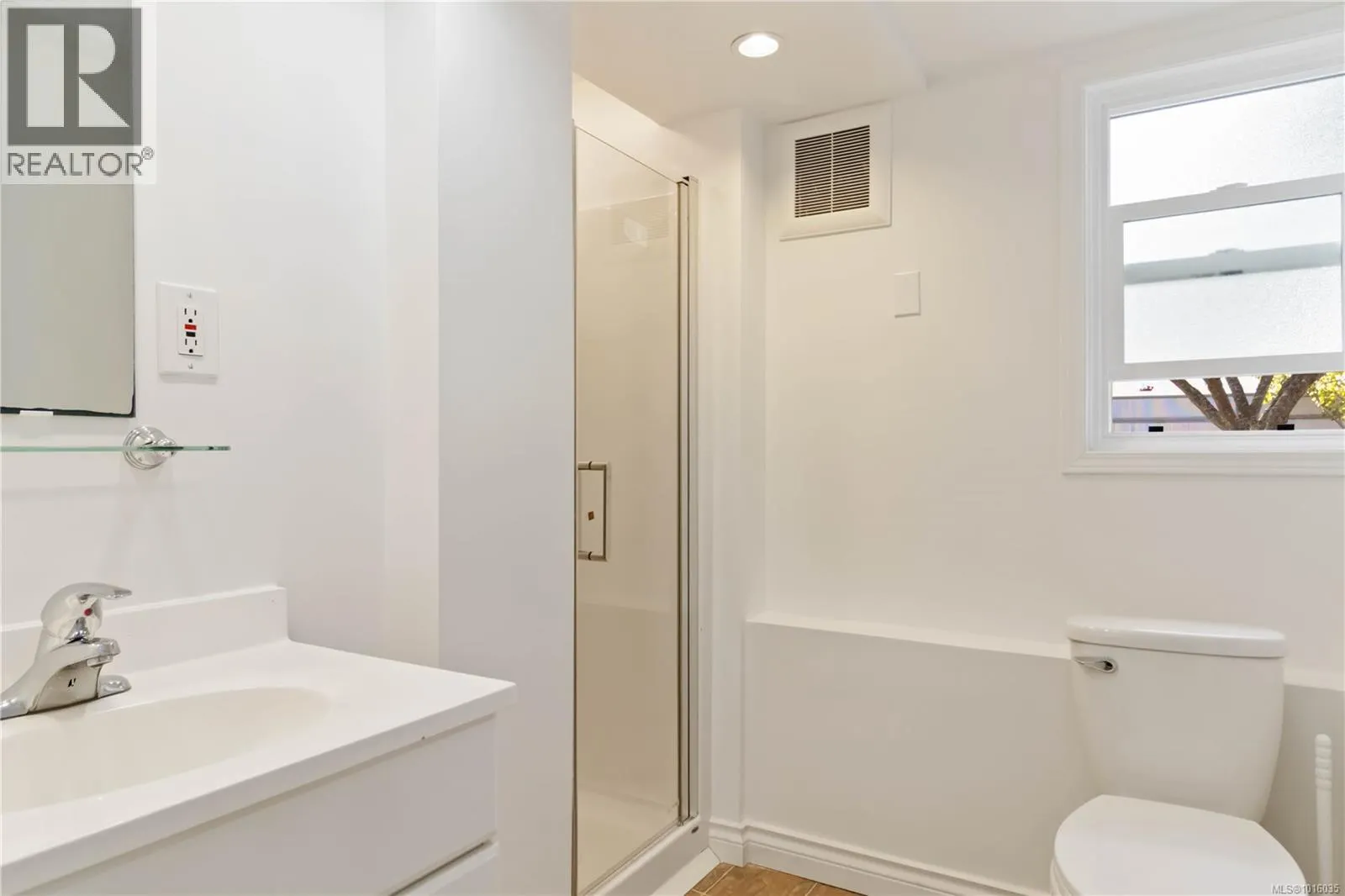1817 Hartwood Pl