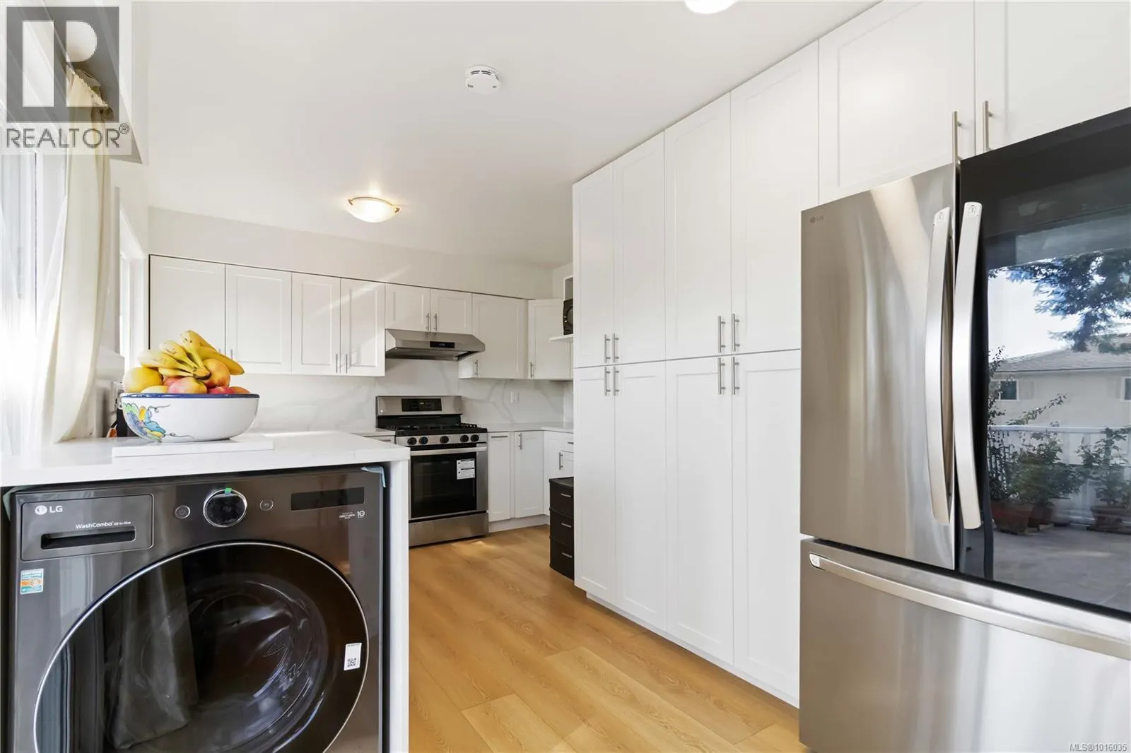 1817 Hartwood Pl
