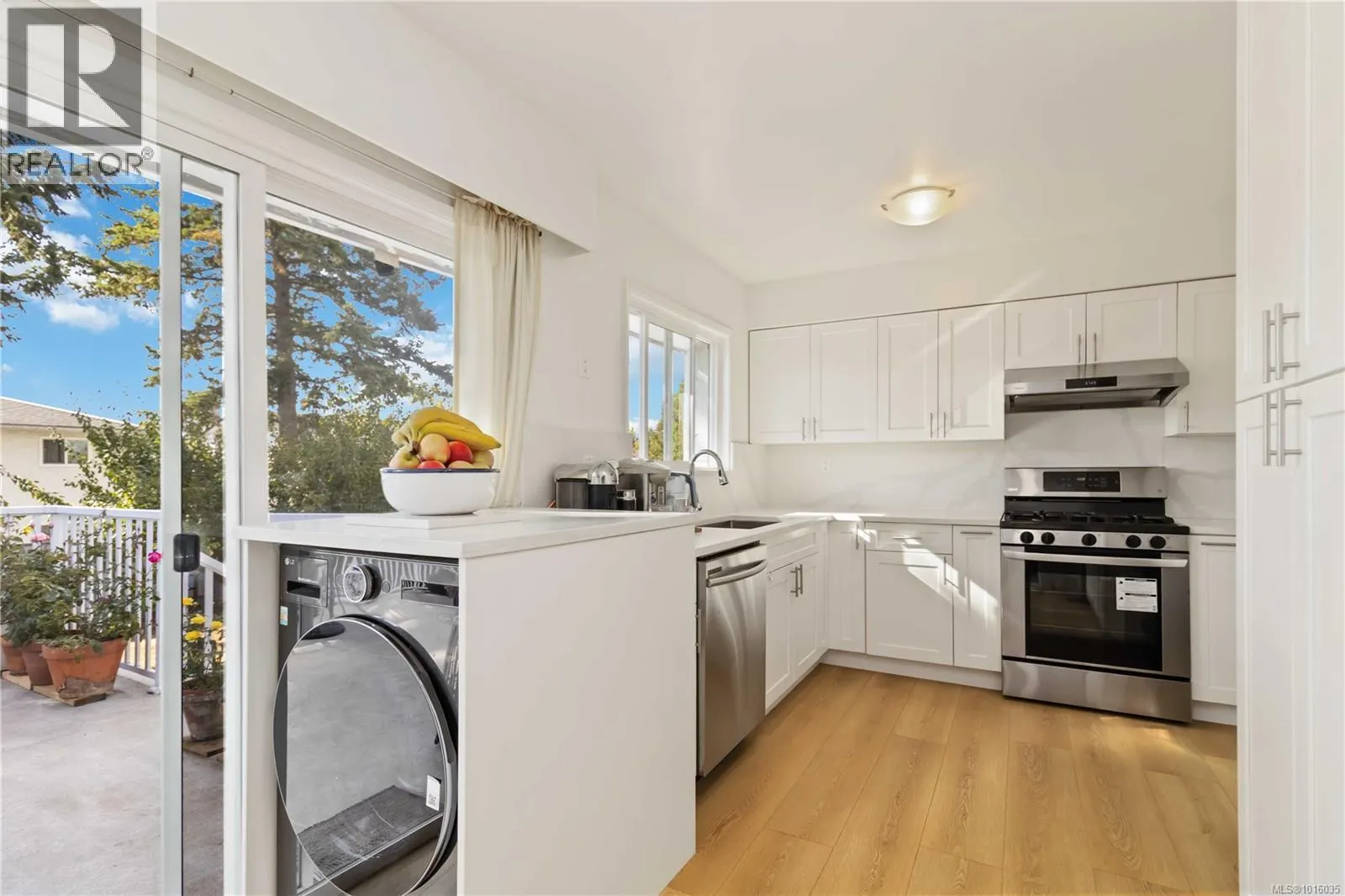 1817 Hartwood Pl