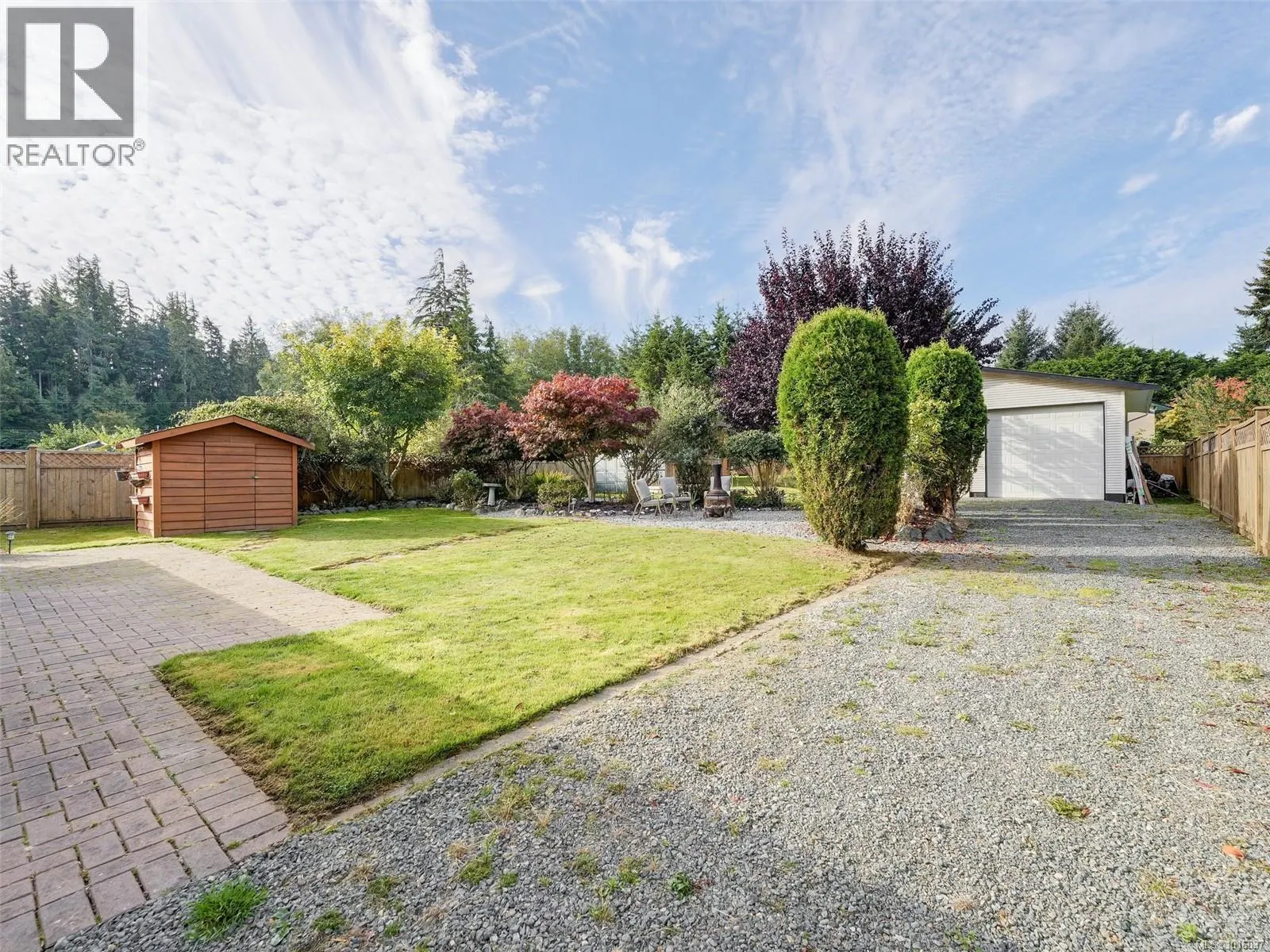 1666 Whiffin Spit Rd