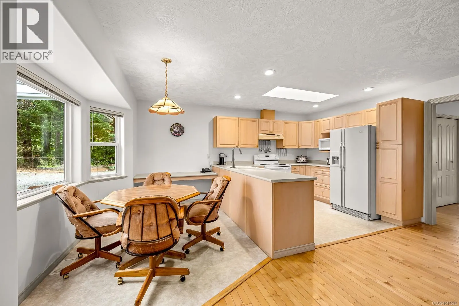 1294 WILLIAMS BEACH Rd