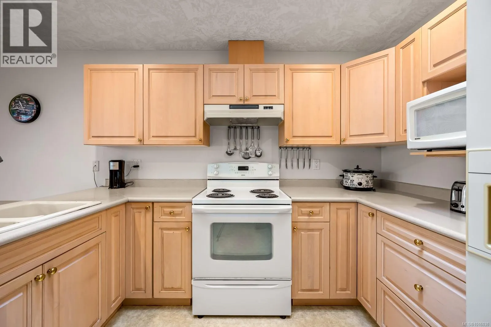 1294 WILLIAMS BEACH Rd