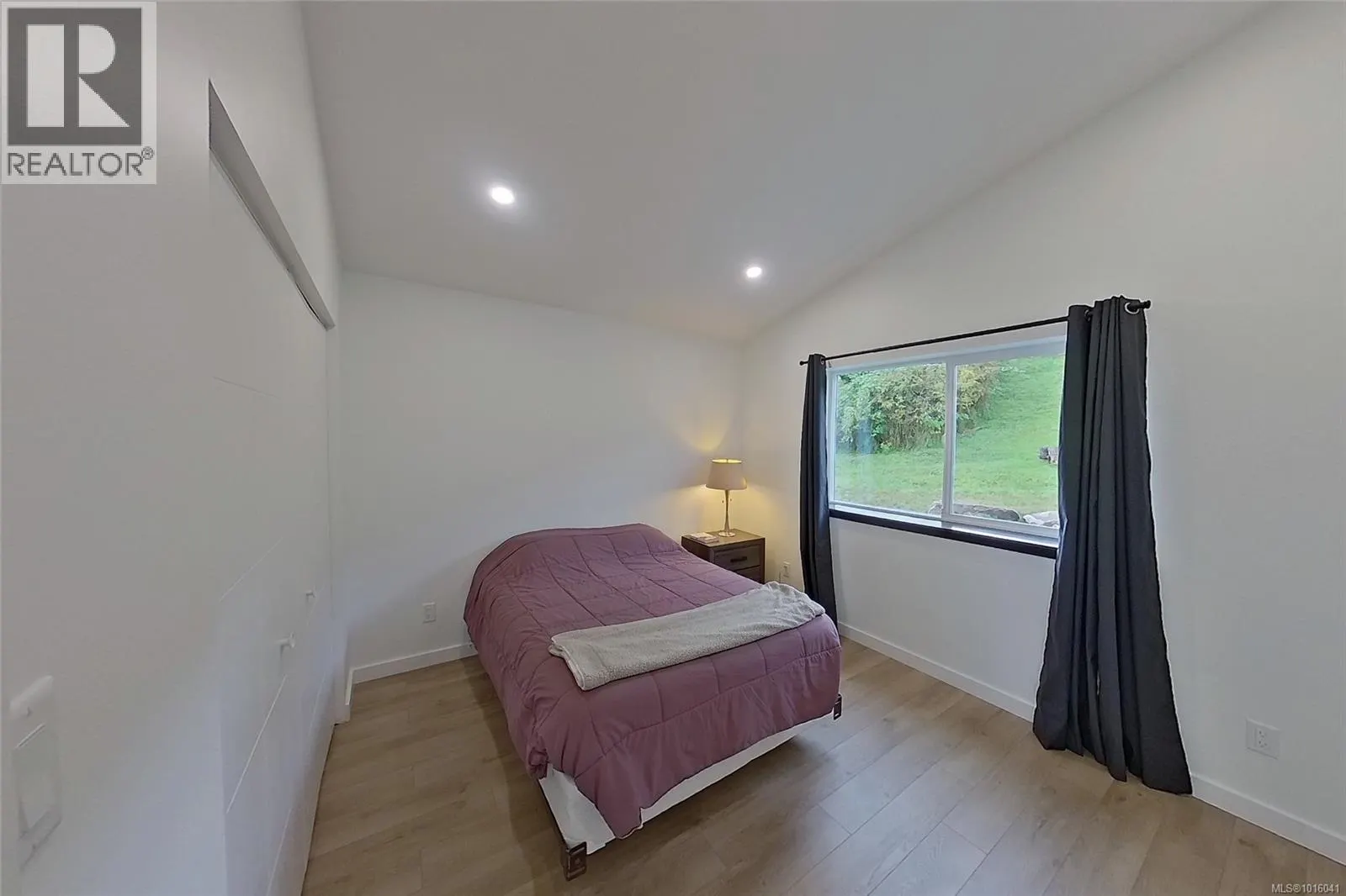 2087 Pioneer Hill Dr