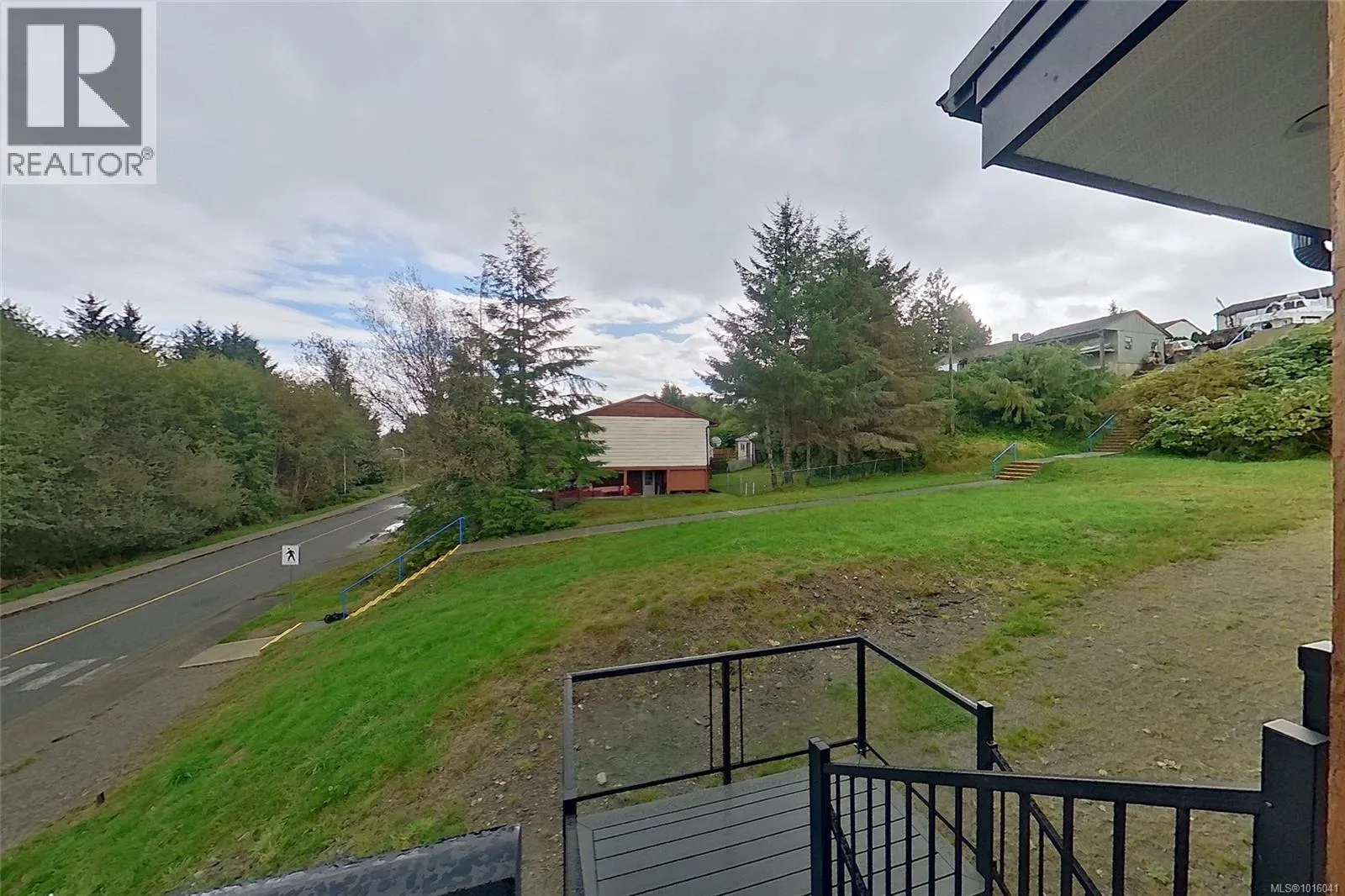 2087 Pioneer Hill Dr