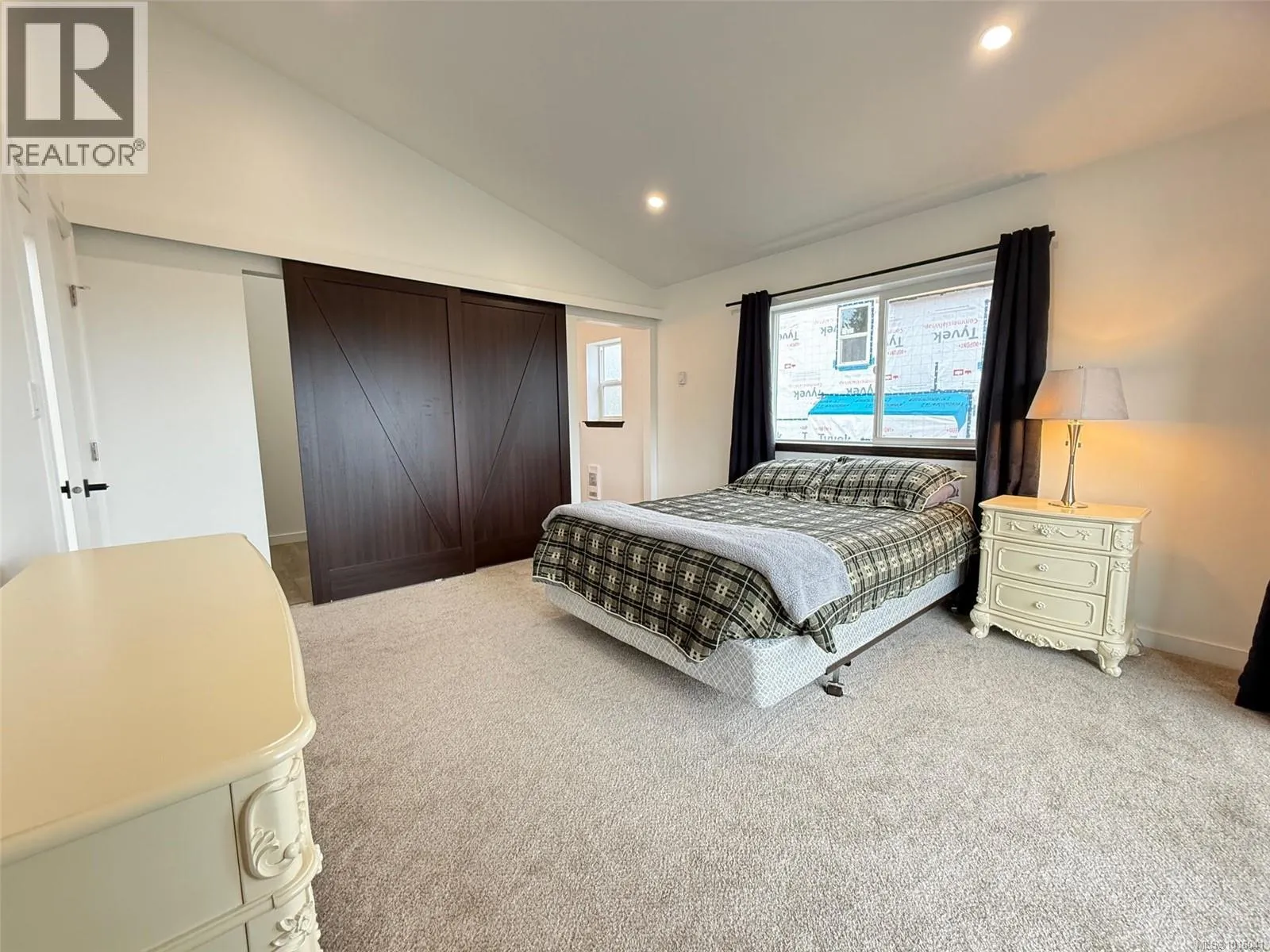 2087 Pioneer Hill Dr