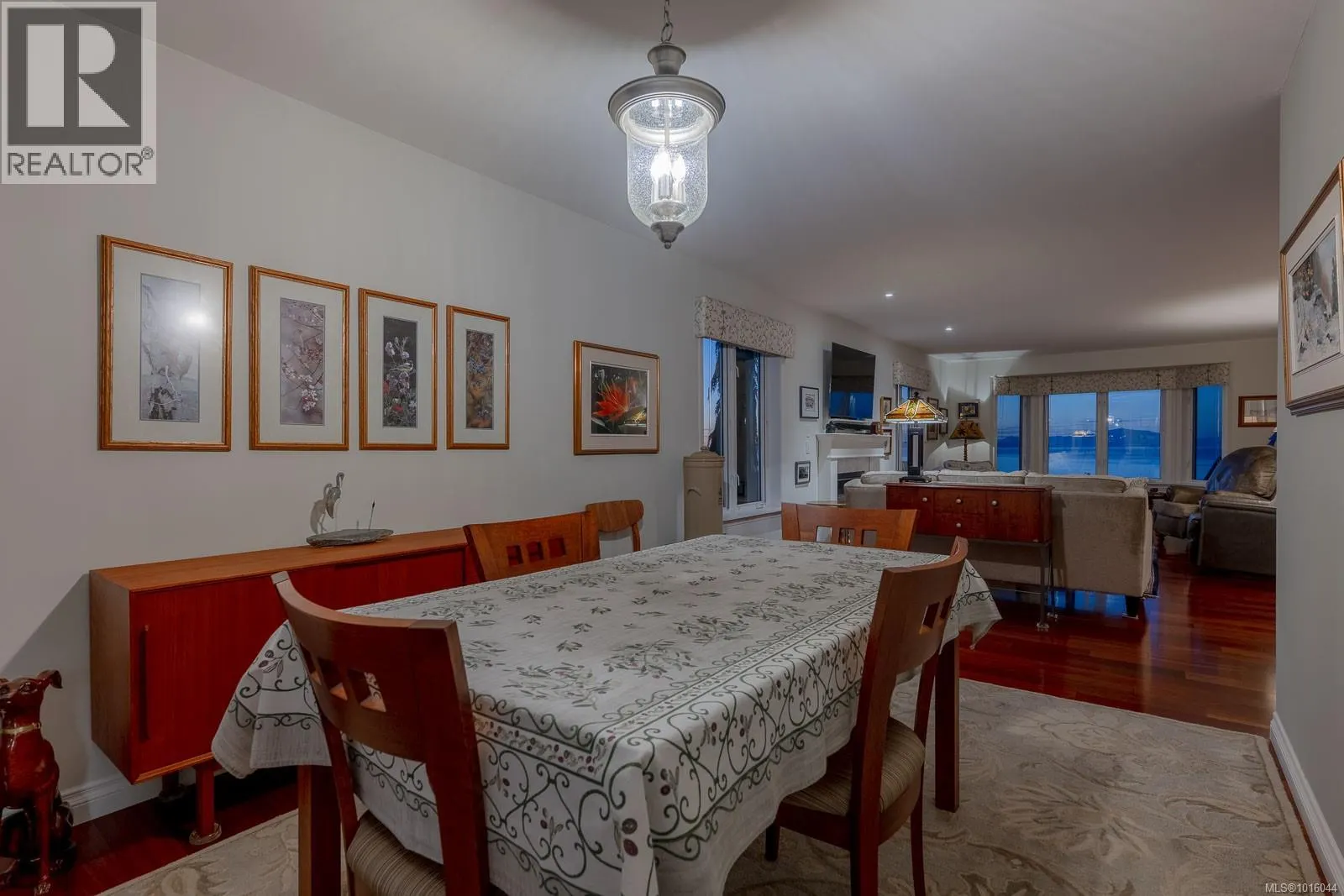 5059 Vista View Cres