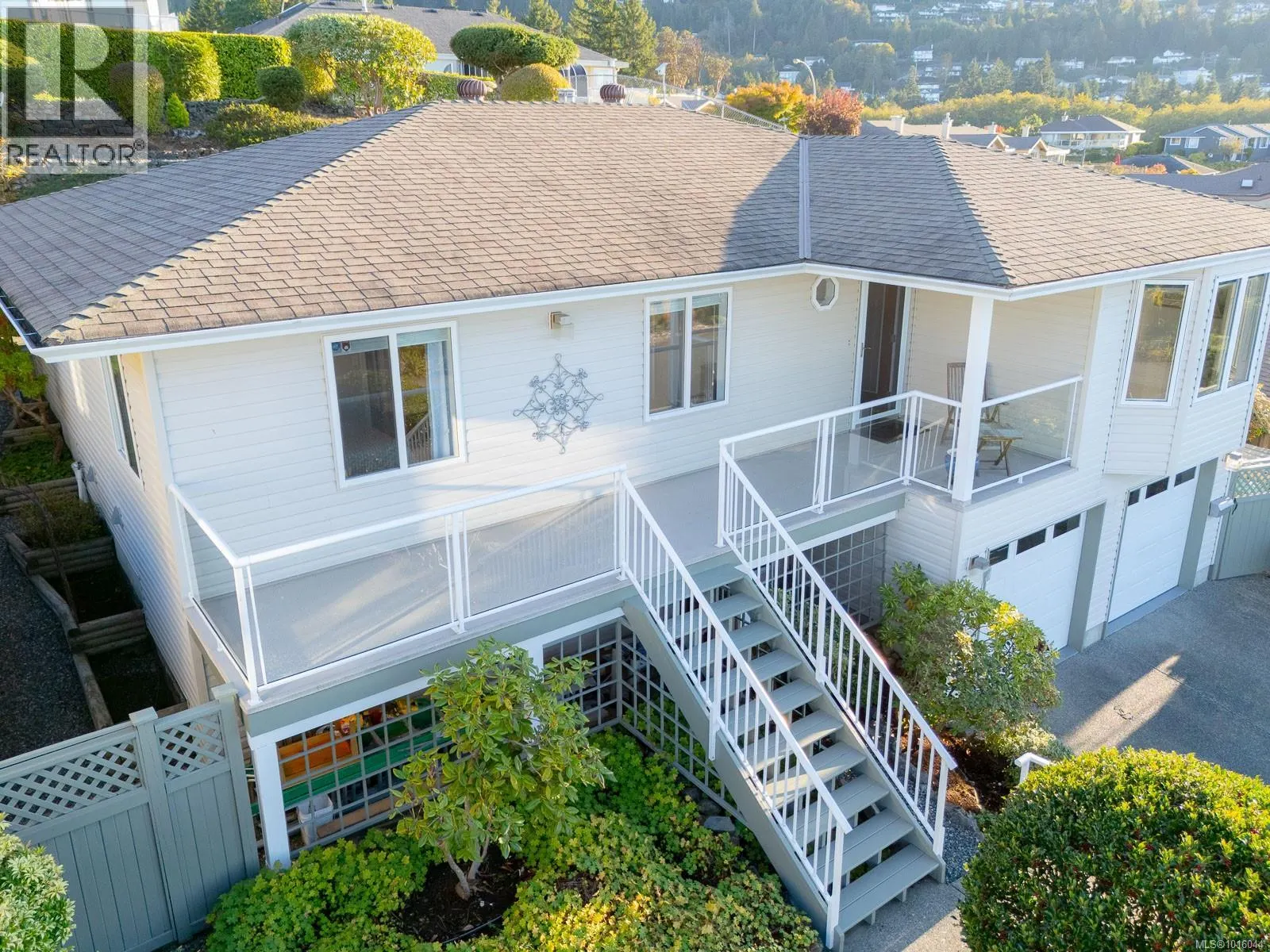 5059 Vista View Cres