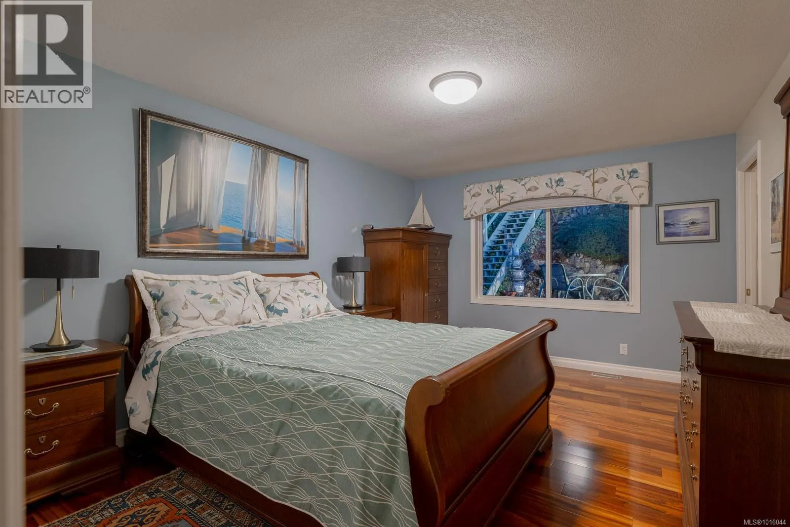 5059 Vista View Cres