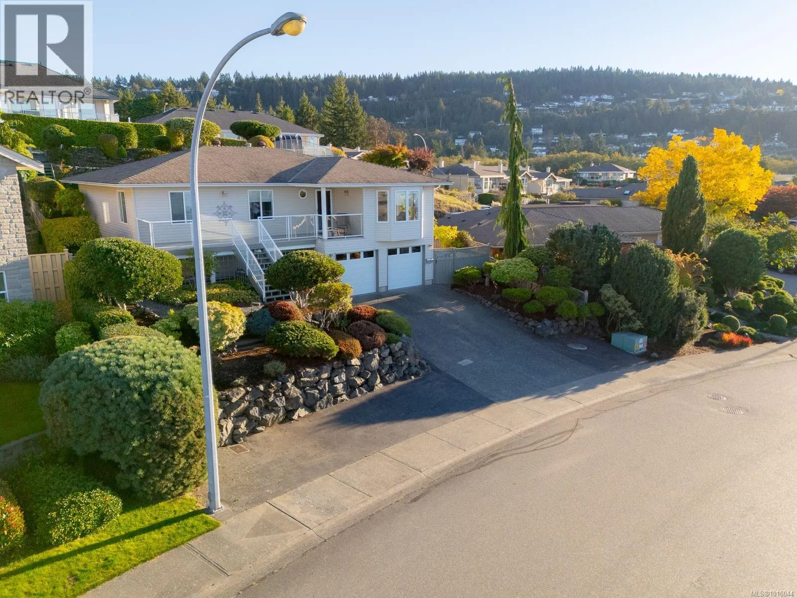 5059 Vista View Cres