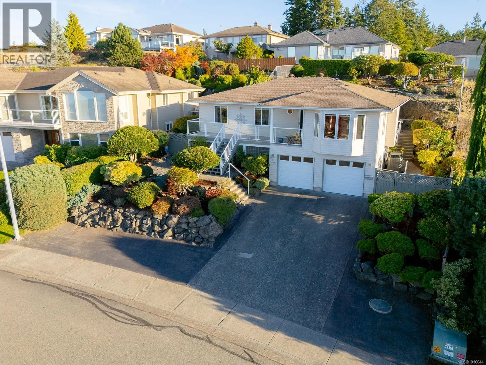 5059 Vista View Cres