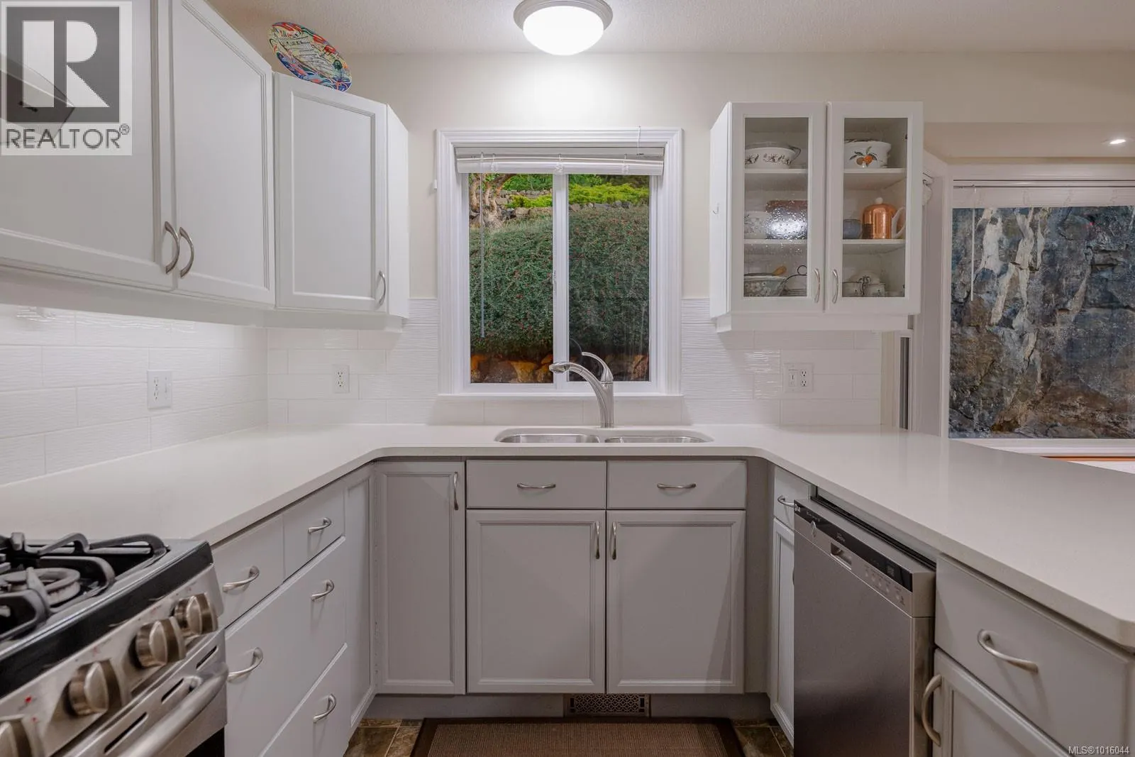 5059 Vista View Cres