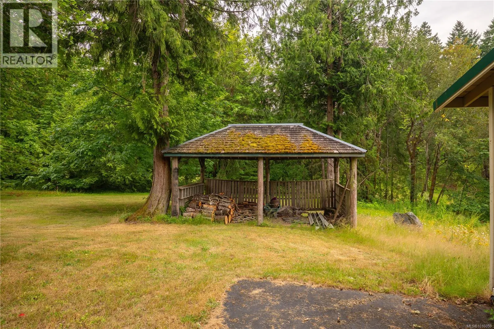 2439 Calais Rd