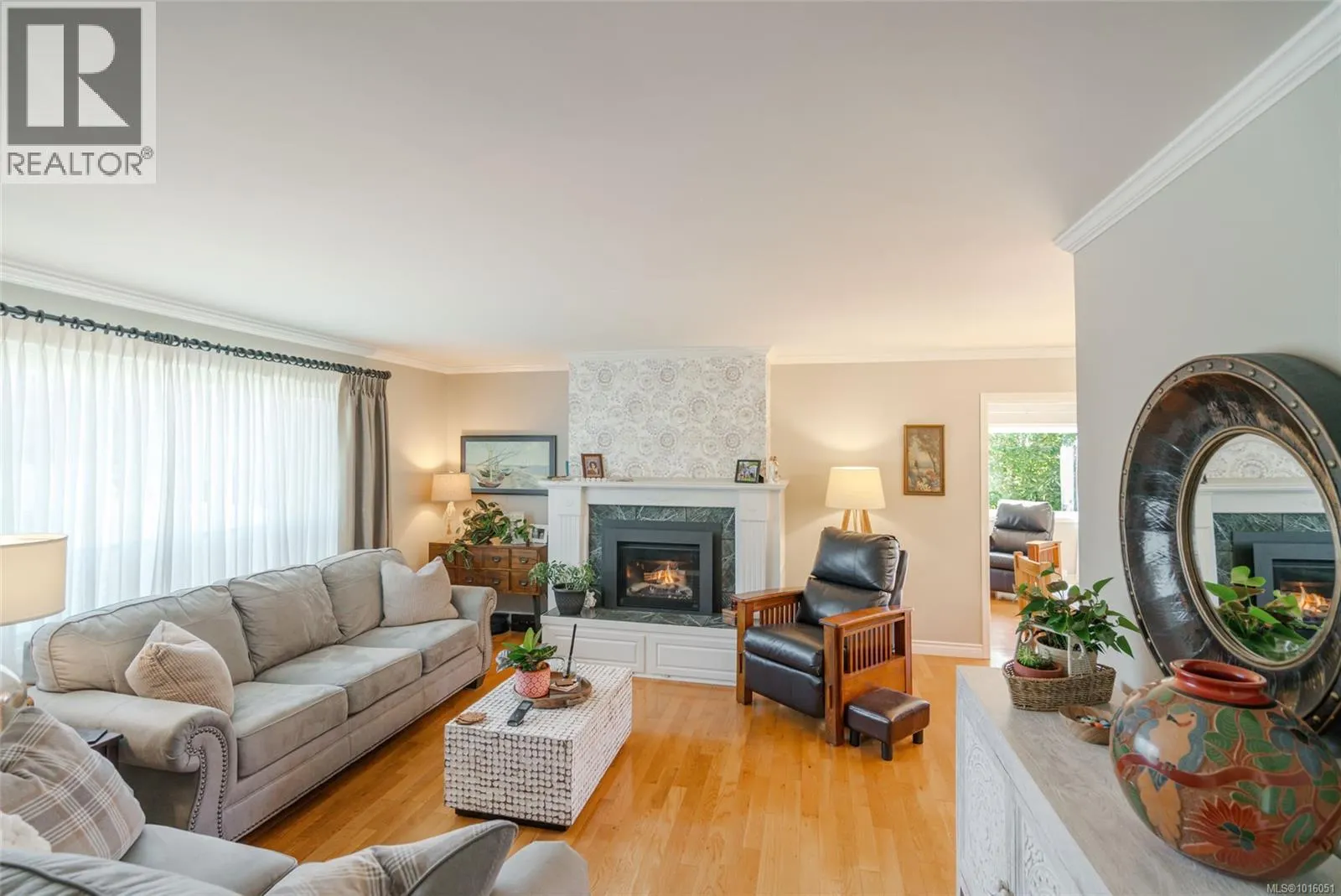 1720 McLauchlin Dr