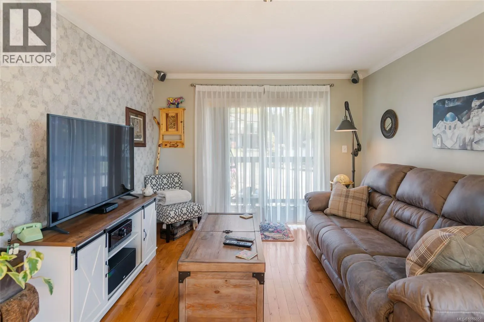 1720 McLauchlin Dr