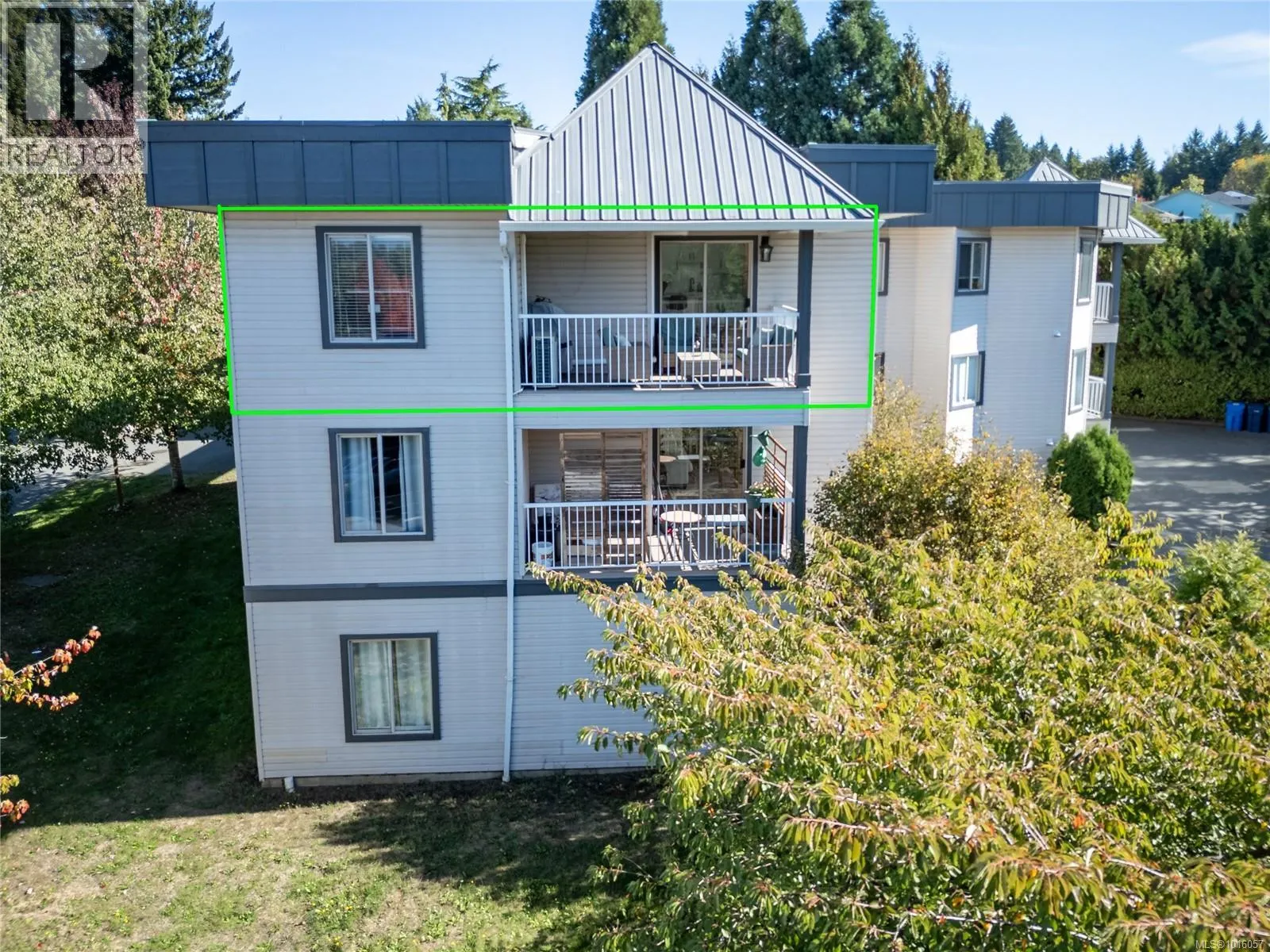 304 4685 Alderwood Pl