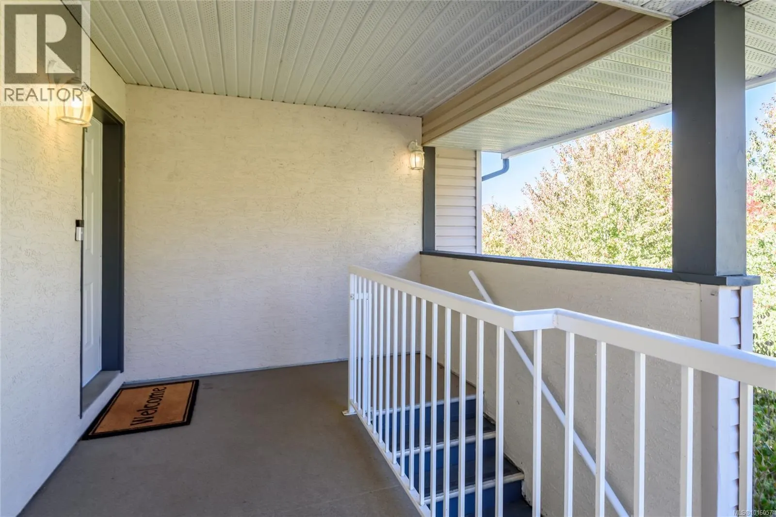 304 4685 Alderwood Pl